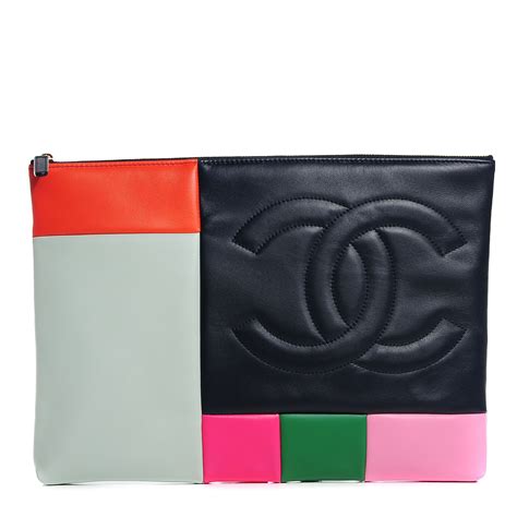 pochete chanel|Chanel patchwork pouch.